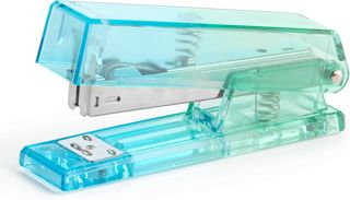 Miquelrius - Agrafeuse de bureau et de bureau transparente, compatible avec points 24/6, capacité de coudre jusqu'à 20 feuilles, 129 x 64 x 34 mm, polystyrène et métal, effet dégradé bleu/vert