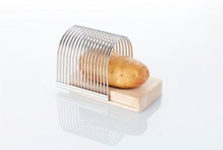 Barbecook Potatoes, chips and vegetable cutter for equal chips, hasselback potatoes and vegetable strips made of stainless steel with wooden board, dimensions 13.6 x 9.4 x 10.5 cm