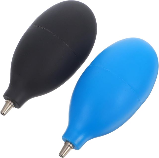 jojofuny Lot de 2 Souffleurs de Poussière en Caoutchouc Élastique, Bleu et Noir, Outil de Nettoyage Polyvalent pour Lentilles D'appareil Photo, Claviers PC et Équipements Électroniques,