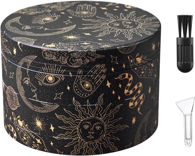 Grinder Grande Crusher, 63 mm Tarot Grinder, 4 couches, pour épices, herbes, café avec grattoir à pollen et brosse, cadeau pour occasions spéciales