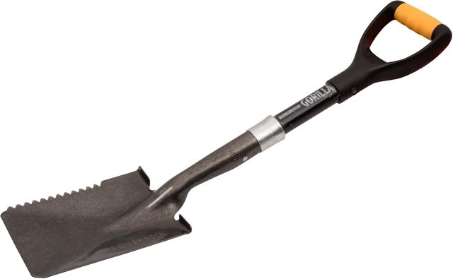 Micro-Pelle à Bords tranchants Roughneck Gorilla, Lame carrée Robuste, Manche Court pour trancher, Creuser et Ouvrir Les Sacs en Vrac dans Les espaces restreints – 690 mm (27 po)