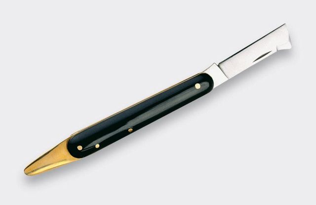 Altuna Couteau à greffer - Modèle 8420 - Longueur 19 cm - Lame en Acier et mitre en Laiton - Système de Pliage - Poids 100 g - Accessoires et Entretien
