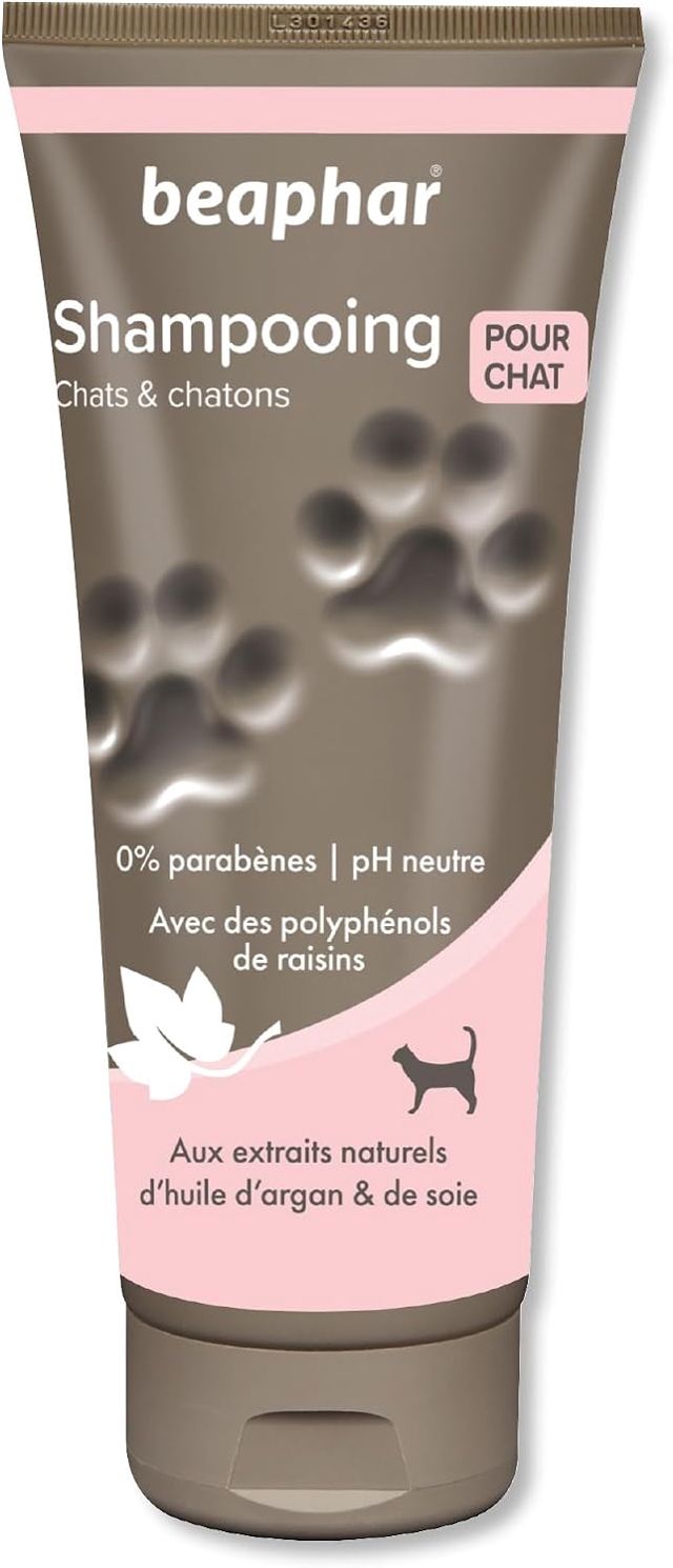 BEAPHAR – Shampoing Premium pour Chat & Chaton – Aux extraits naturels de Thé Blanc & de Soie – Nettoie en Douceur – Facilite Le démêlage, Pelage Doux et Souple – pH Neutre & sans parben – 200ml