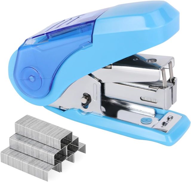 Eagle Mini Agrafeuse Bureau pour Agrafer les Papiers jusqu’à 20 Feuilles, avec 1000 Agrafes assorties, Gagner d'effort à 50%, Ôte-agrafes et Rangement de Stockage Intégrés (Bleu)