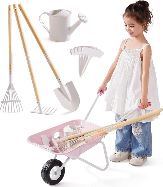 ROBOTIME Brouette et outils de plantation en métal pour enfants, 5 pièces, grand ensemble de jardin vert olive avec manche réglable en bois de pin, arrosoir, râteau, pelle