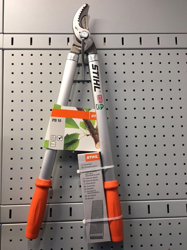 Cisaille d'élagage Coupe-branche sTIHL PB 10 avec pierre affuteur en hommage