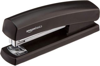 Amazon Basics Agrafeuse Avec 1 000 Agrafes, Capacité de 25 Feuilles, Base Antidérapante en Caoutchouc, Maison, Bureau, Noire