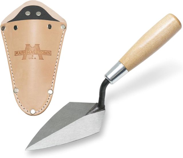 Marshalltown Archäologiekelle, starre Spitzkelle mit Ledertasche, mit Holzgriff, Kelle aus Carbonstahl, Maße der Spitzkelle: 127x64 mm