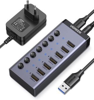 UGREEN Hub USB 3.0 Alimenté en Aluminium 7 Ports USB Hub avec Ports de Charge Interrupteur Indépendant Alimentation Externe 12V 2A Compatible avec PC PS5 PS4 Pro Slim Xbox One iMac, 1M Câble