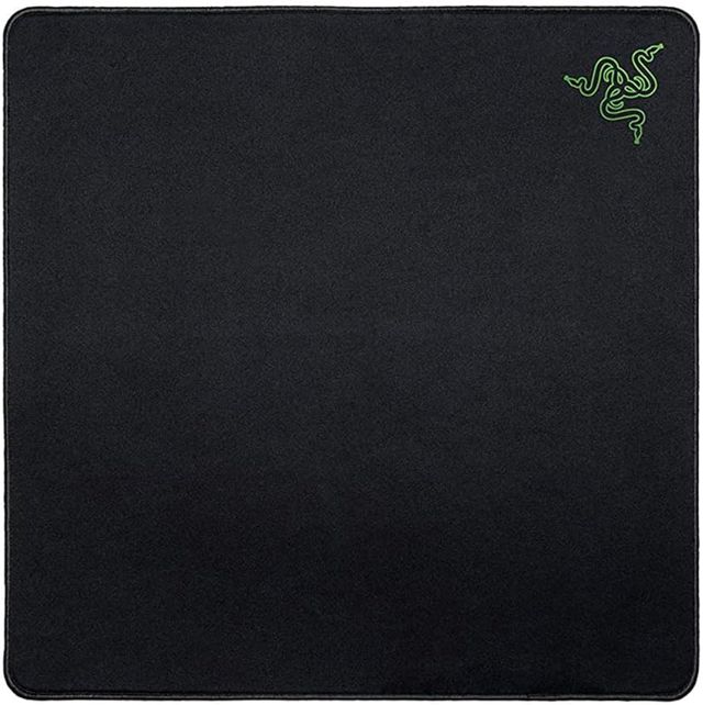 Razer Gigantus V2 Medium - Tapis de Souris Gaming Souple pour Un Style Rapide et Un Contrôle Optimal (360 x 275 x 3mm, Tissu texturé en microtissu, Caoutchouc Antidérapant) Noir