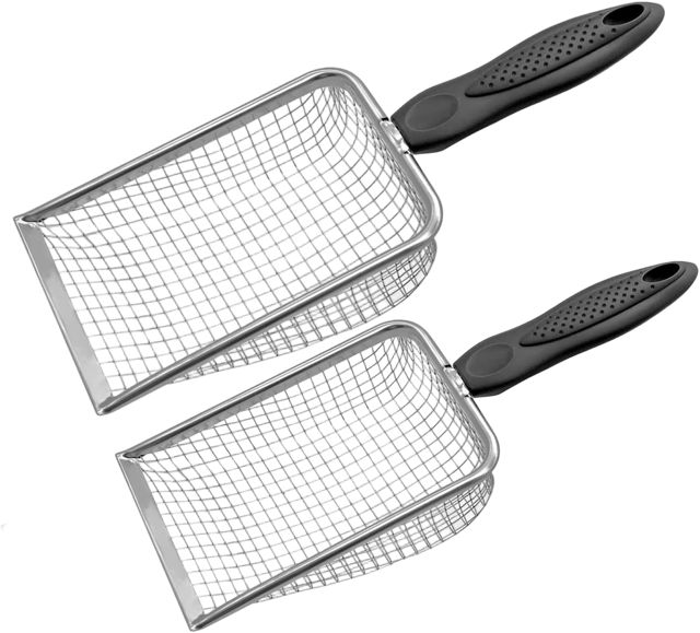 Tamis de Jardin, Set 2 Passoires Métalliques,Passoire de Jardin avec Poignée Antidérapante, en INOX avec Mailles 3,8 mm et 5 mm, Idéale pour Filtrer la Terre, Le Sable
