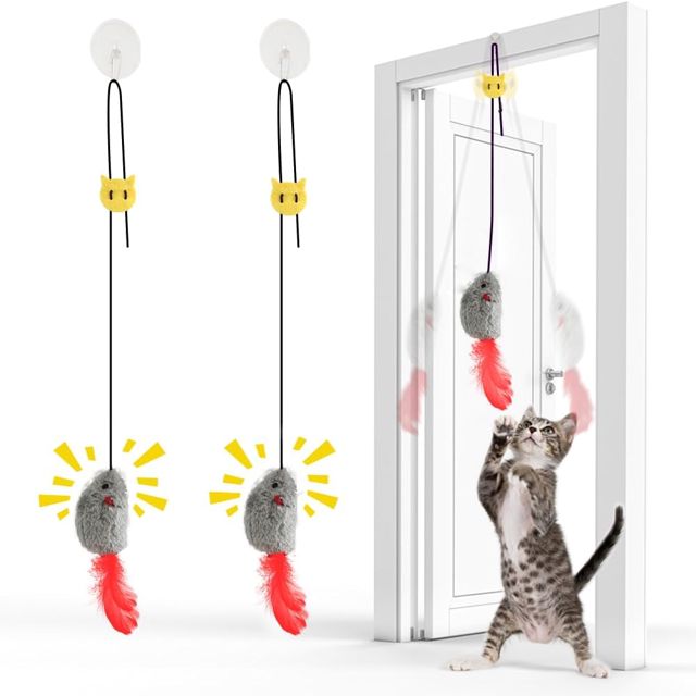 FYNIGO 2Pcs Jouet Chat Interactif Souris Suspendue avec Queue à Plumes - Souris Suspendue avec Bruit et Corde Élastique - sans Piles, Idéal pour Jeu Autonome