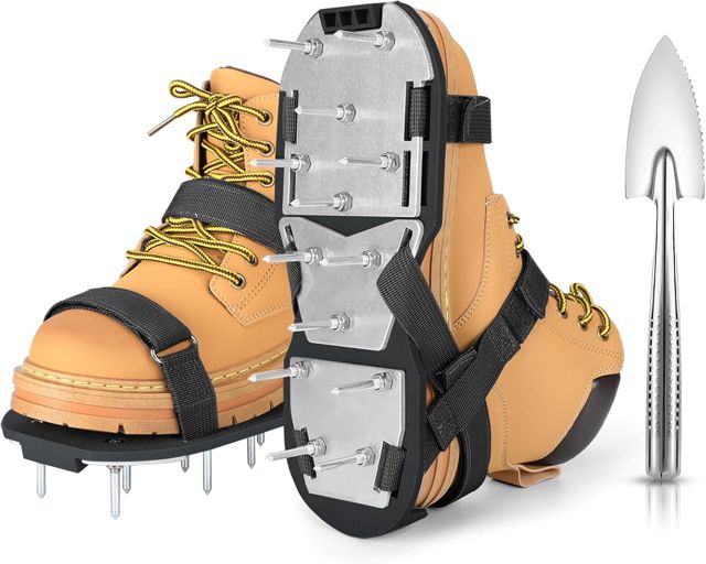 Chaussures aérateur de gazon pour gazon – Chaussures aérateurs de gazon pré-assemblées pour pelouse – Outil aérateur de sol pour patio et jardin – Noir, petite taille