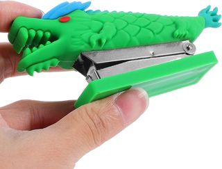 Mini Agrafeuse Dragon Verte en PVC et Acier Inoxydable pour Bureau