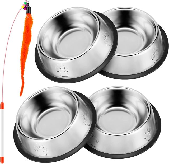 Gamelle pour Chat, 4 Pièces Gamelle Chat INOX Ensemble avec Jouet pour Chat, Bol Chat, Gamelle Eau Chat, Bol pour Chat, Idéal pour Les Chiots et Les Chats Petits Animaux