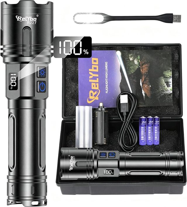 Relybo Lampe Torche LED Ultra Puissante 1,000,000 Lumens - Portée de 1600m