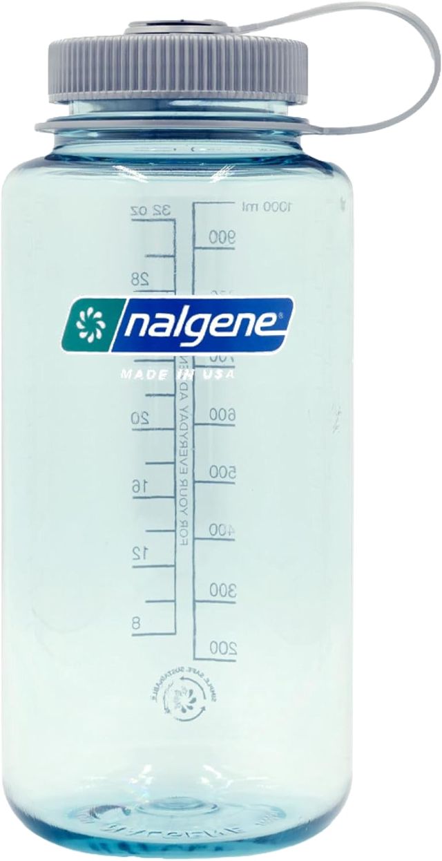 Nalgene Sustain Tritan Bouteille d'eau sans BPA fabriquée avec des matériaux dérivés de 50% de déchets plastiques, 946 ml, large ouverture, écume de mer