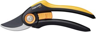 Fiskars Sécateur à Lame Franche, Plus, P521, Pour Branches et Rameaux Frais, Revêtement Antiadhésif, Lames en Acier Inoxydable, Longueur : 20,1 cm, Noir/Orange, 1057167