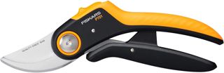 Fiskars Sécateur à Lame Franche, Plus PowerLever, P721, Pour Branches et Rameaux Frais, Revêtement Antiadhésif, Lames en Acier Inoxydable, Longueur : 21 cm, Noir/Orange, 1057170