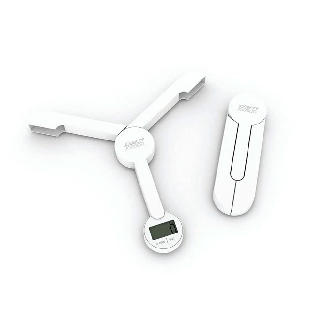 Joseph Joseph Tri Scale - Balance de cuisine numérique avec écran LCD, Fonction Tare et Conversion Liquide, Compacte, pliable, peu encombrante, batterie incluse, Blanc